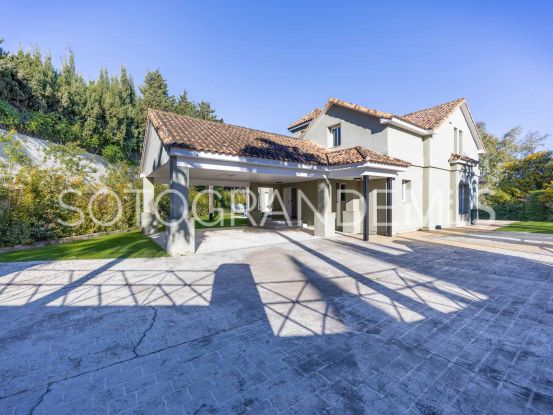 Zona B, villa con 6 dormitorios a la venta | Ondomus
