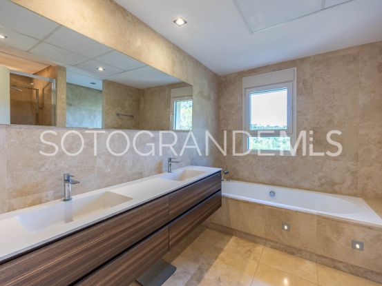 For sale 3 bedrooms apartment in Mirador del Golf | Ondomus