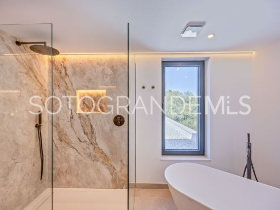 7 bedrooms villa for sale in Zona C, Sotogrande Alto | Ondomus