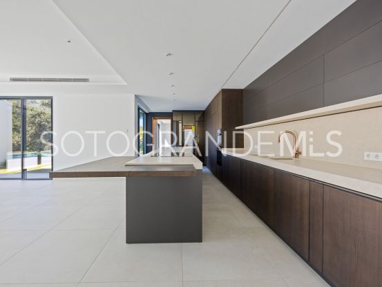 7 bedrooms villa for sale in Zona C, Sotogrande Alto | Ondomus