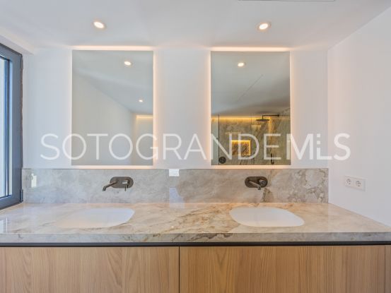 7 bedrooms villa for sale in Zona C, Sotogrande Alto | Ondomus