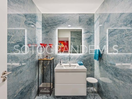 Senda Chica 3 bedrooms ground floor apartment | Ondomus
