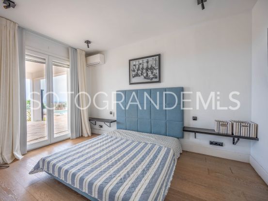 Villa for sale in Zona M, La Reserva | Ondomus