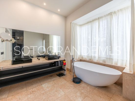 Villa for sale in Zona M, La Reserva | Ondomus