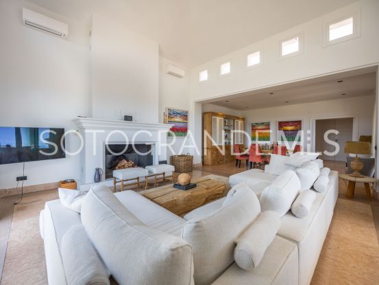 Villa for sale in Zona M, La Reserva | Ondomus