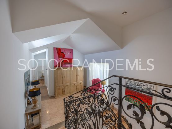 Villa for sale in Zona M, La Reserva | Ondomus