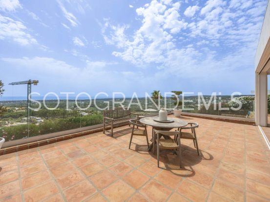 Villa for sale in Zona M, La Reserva | Ondomus