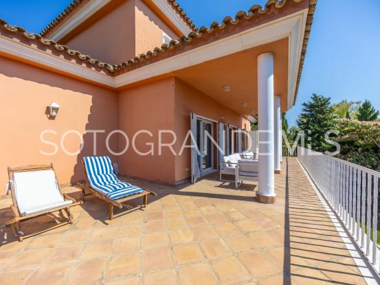 For sale villa in Zona B | Ondomus