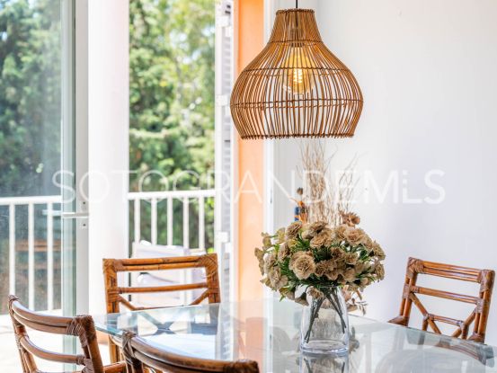 For sale villa in Zona B | Ondomus