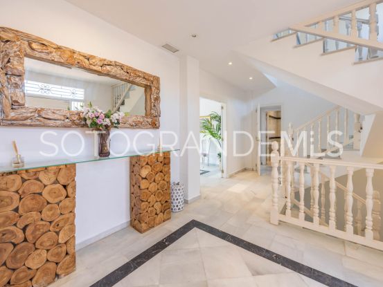 For sale villa in Zona B | Ondomus