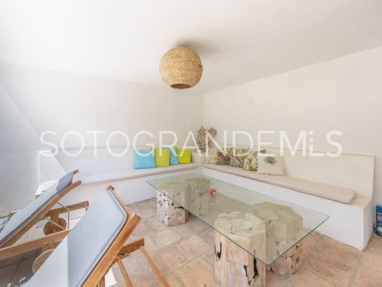 For sale villa in Zona B | Ondomus