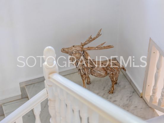 For sale villa in Zona B | Ondomus