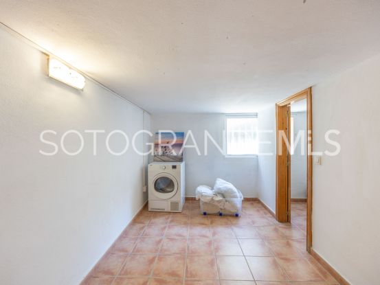 For sale villa in Zona B | Ondomus
