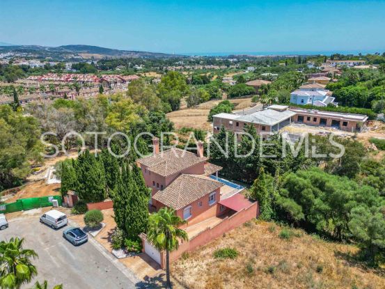 For sale villa in Zona B | Ondomus