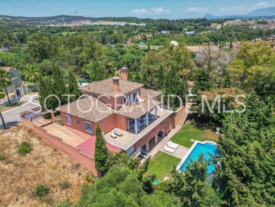 For sale villa in Zona B | Ondomus