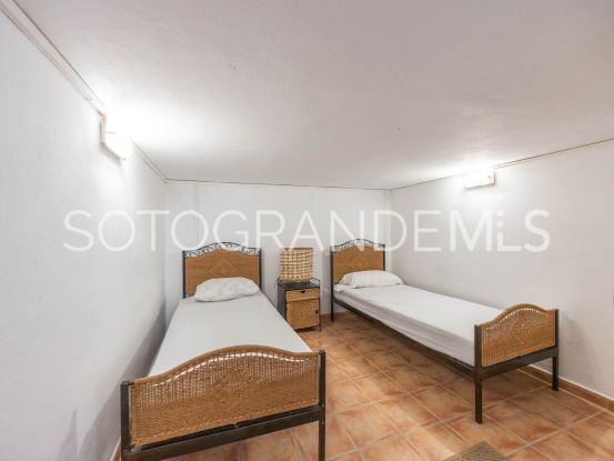For sale villa in Zona B | Ondomus