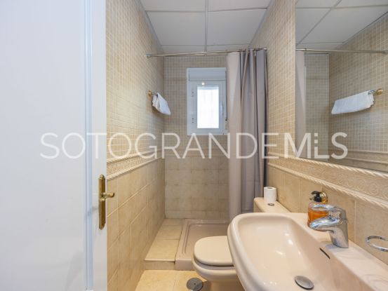 For sale villa in Zona B | Ondomus