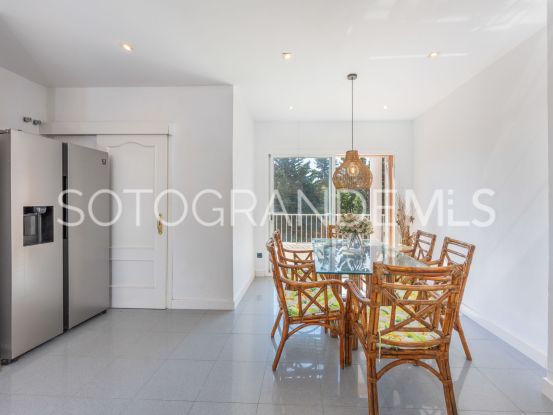 For sale villa in Zona B | Ondomus