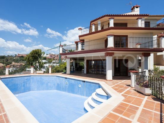 Buy 5 bedrooms villa in El Herrojo, Benahavis | Esteralis Realty