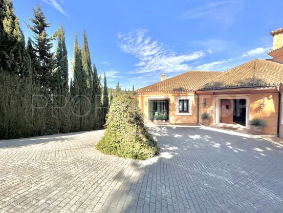 FOR SALE ELEGANT VILLA IN SOTOGRANDE ALTO, CLASSIC STYLE UPGRADED FOR HIGH ENERGY EFFICIENCY