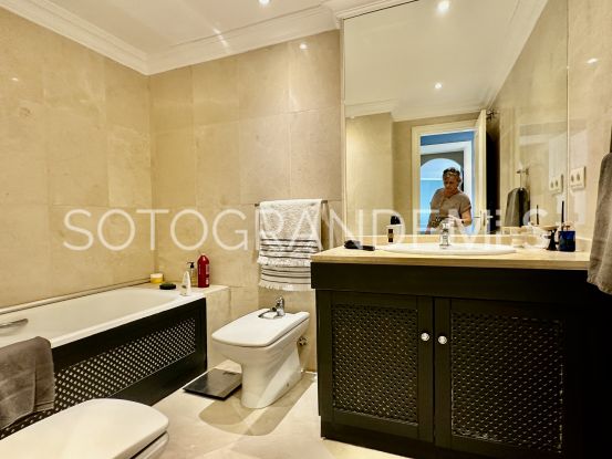 Apartment with 3 bedrooms for sale in Isla Carey, Sotogrande Marina | Miranda Properties
