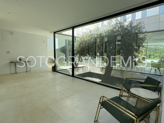 6 bedrooms villa in Sotogrande for sale | Miranda Properties