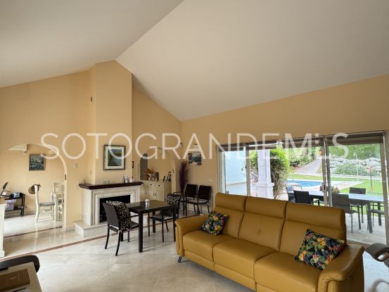For sale Sotogrande Costa villa with 5 bedrooms | Miranda Properties