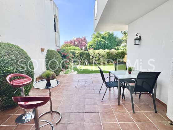For sale ground floor apartment in Jardines de Sotogrande with 2 bedrooms | Miranda Properties