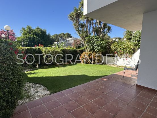 For sale ground floor apartment in Jardines de Sotogrande with 2 bedrooms | Miranda Properties