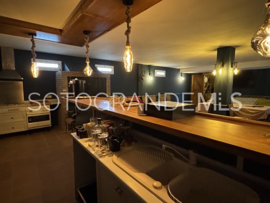 Villa for sale in Sotogrande Alto with 5 bedrooms | Miranda Properties