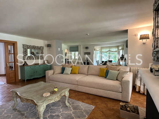 Villa for sale in Sotogrande Alto with 5 bedrooms | Miranda Properties