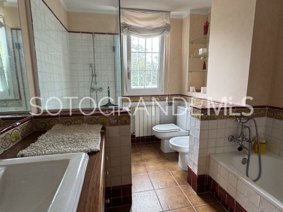 Villa for sale in Sotogrande Alto with 5 bedrooms | Miranda Properties