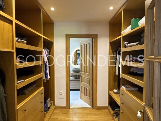 Villa for sale in Sotogrande Alto with 5 bedrooms | Miranda Properties