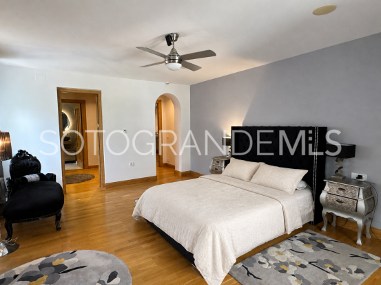 Villa for sale in Sotogrande Alto with 5 bedrooms | Miranda Properties