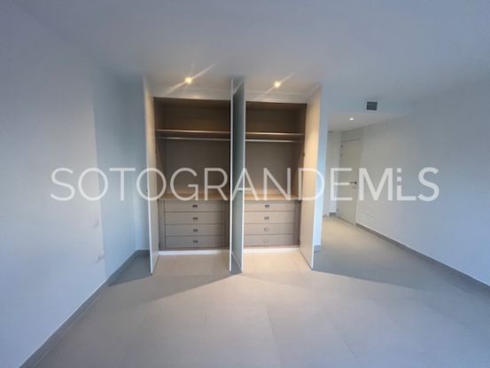 For sale ground floor apartment in Senda Chica with 4 bedrooms | Miranda Properties