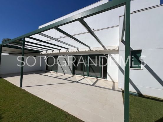 For sale ground floor apartment in Senda Chica with 4 bedrooms | Miranda Properties