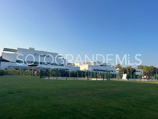 For sale ground floor apartment in Senda Chica with 4 bedrooms | Miranda Properties
