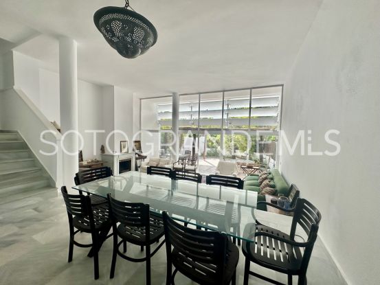 For sale 5 bedrooms town house in Sotogrande Costa | Miranda Properties
