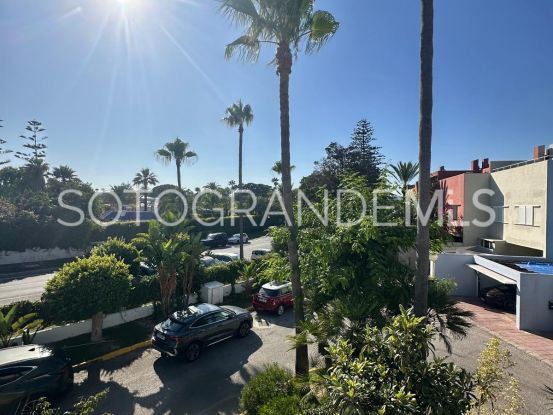 For sale 5 bedrooms town house in Sotogrande Costa | Miranda Properties