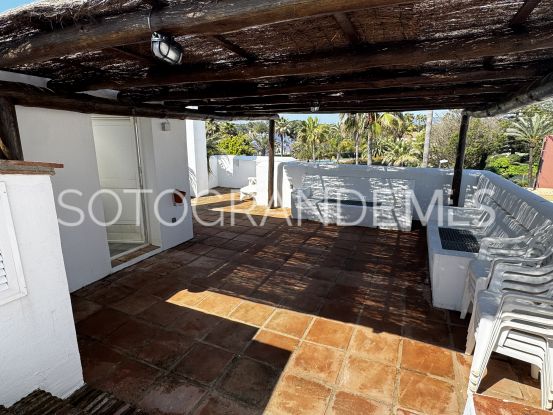 For sale 5 bedrooms town house in Sotogrande Costa | Miranda Properties