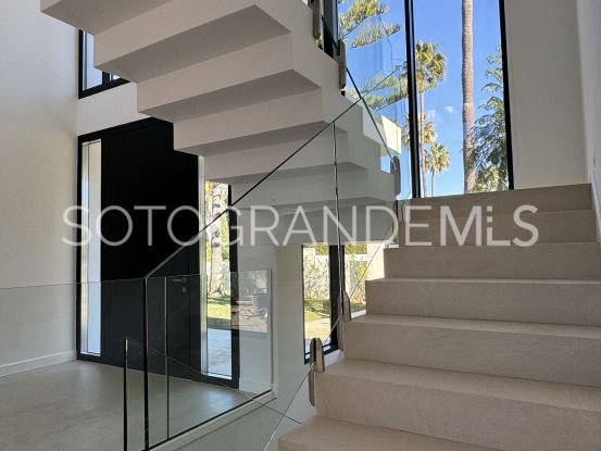 Villa en Reyes y Reinas, Sotogrande Costa | Miranda Properties