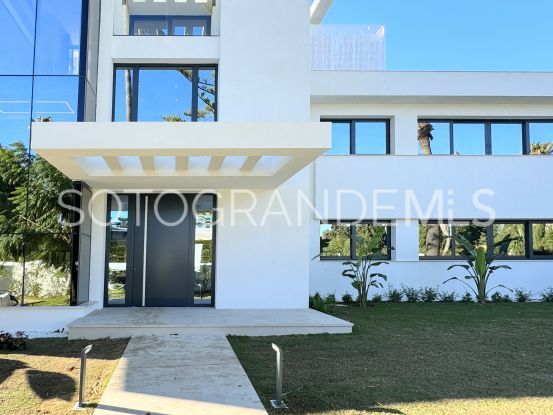 5 bedrooms Sotogrande Costa villa | Miranda Properties
