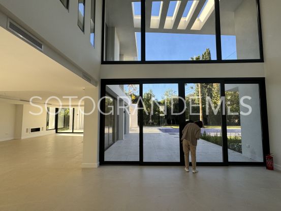 Villa en Reyes y Reinas, Sotogrande Costa | Miranda Properties