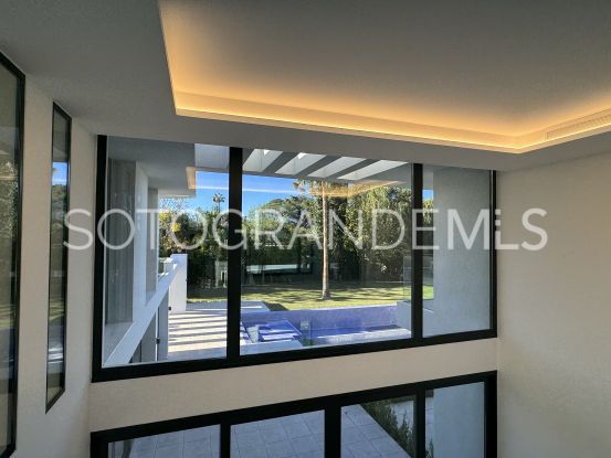 Villa en Reyes y Reinas, Sotogrande Costa | Miranda Properties