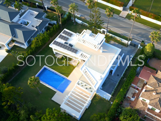 Villa en Reyes y Reinas, Sotogrande Costa | Miranda Properties