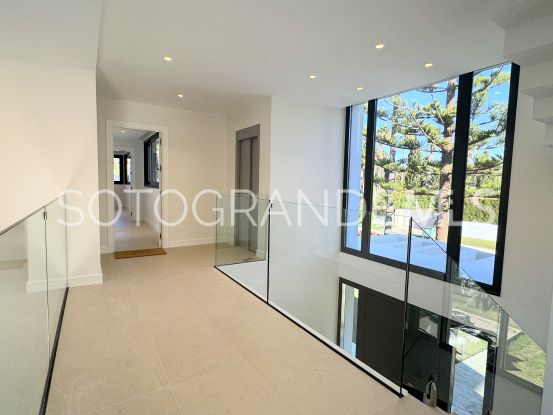 5 bedrooms Sotogrande Costa villa | Miranda Properties