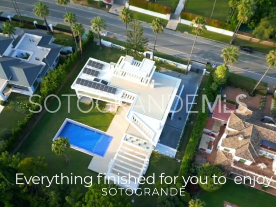 Villa en Reyes y Reinas, Sotogrande Costa | Miranda Properties