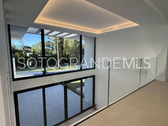 Villa en Reyes y Reinas, Sotogrande Costa | Miranda Properties