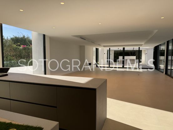 Villa en Reyes y Reinas, Sotogrande Costa | Miranda Properties