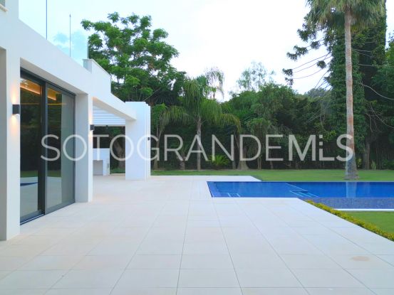 5 bedrooms Sotogrande Costa villa | Miranda Properties